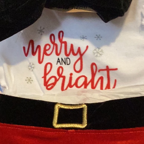 NWT Baby Essentials 3pc Girls Red & White Christmas Trumpet Leg Suit Size 3M - Picture 4 of 6